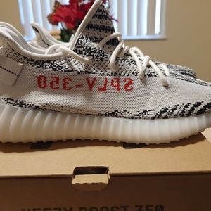 Yeezy 350 v2 Zebras